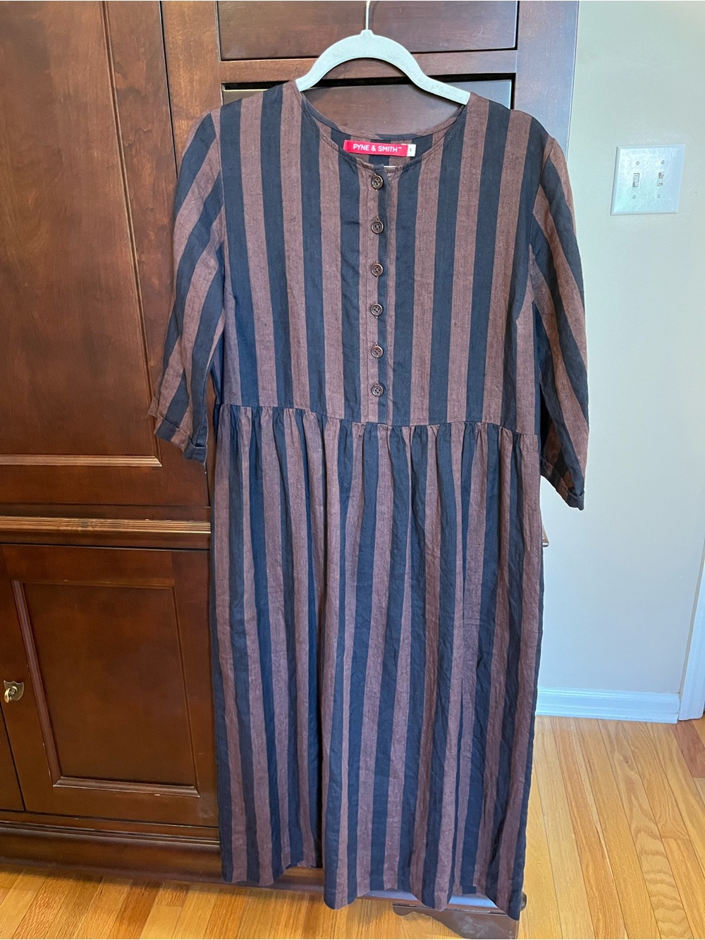 Pyne & Smith #14 Cocoa and Black Stripe Medium